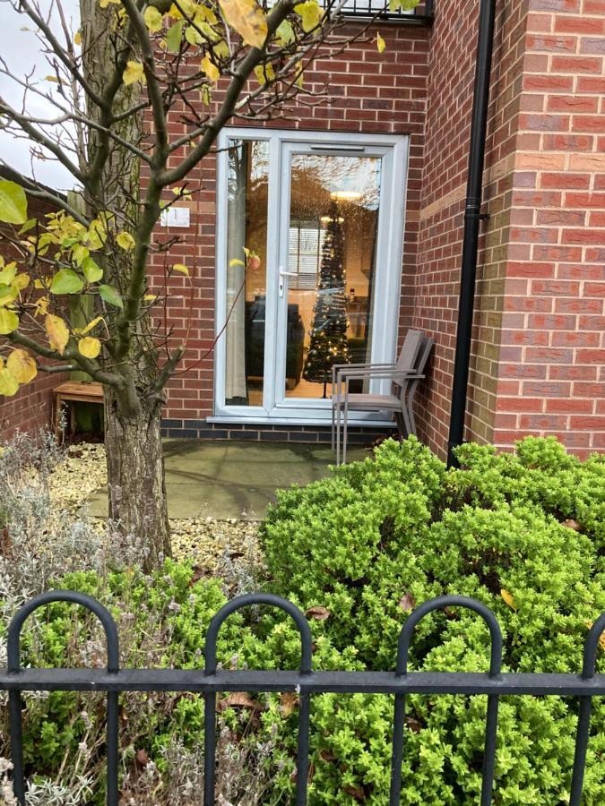 Chapel Court Apartments Cannock Exterior foto